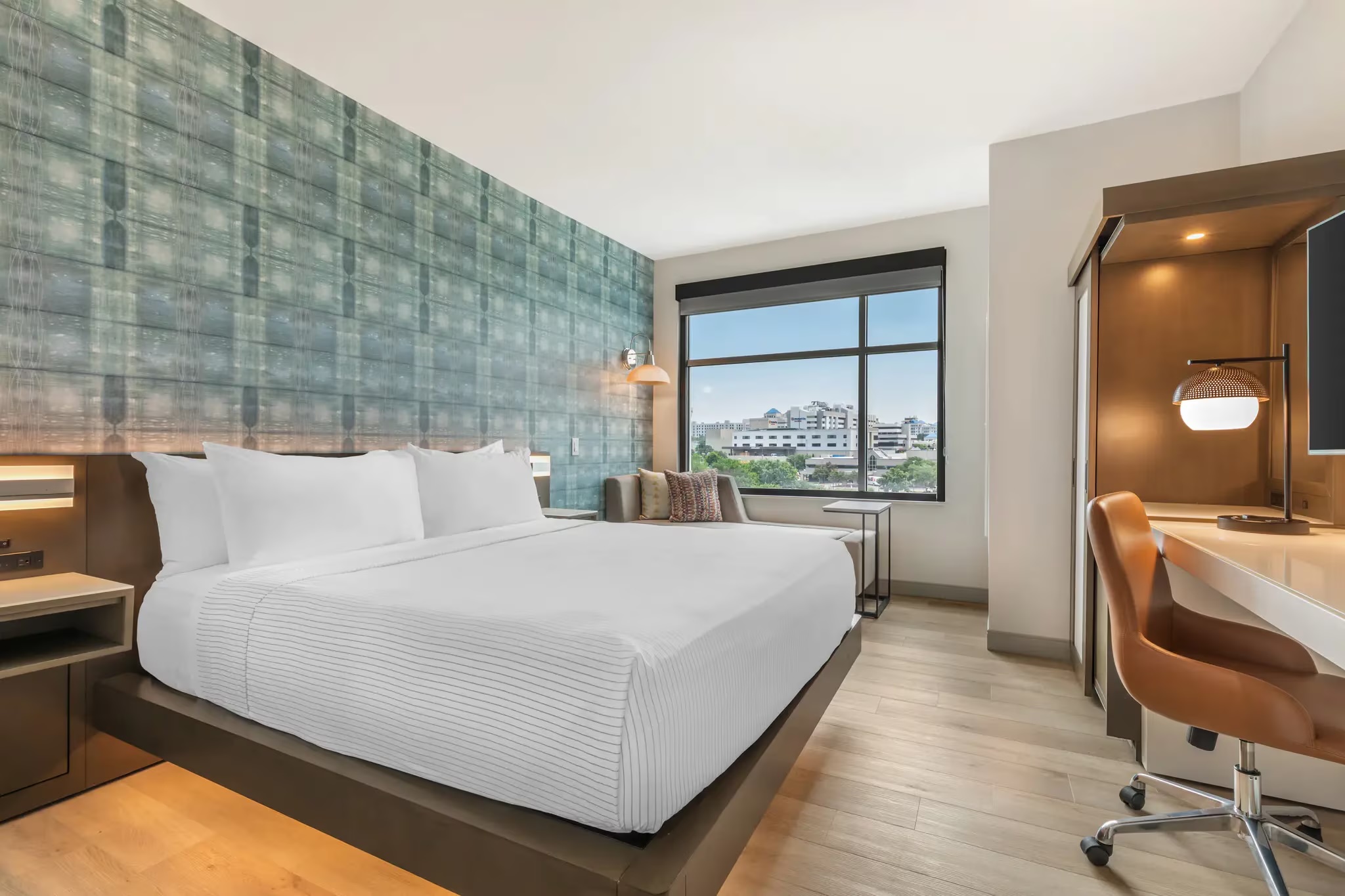 Cambria Hotel Fort Worth Medical Center